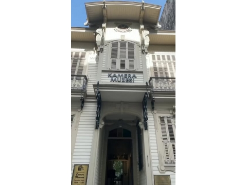 Museum Life, Visitors & Social Media